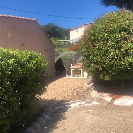 Apartament Mini Entre Et Montagne Palavesa *